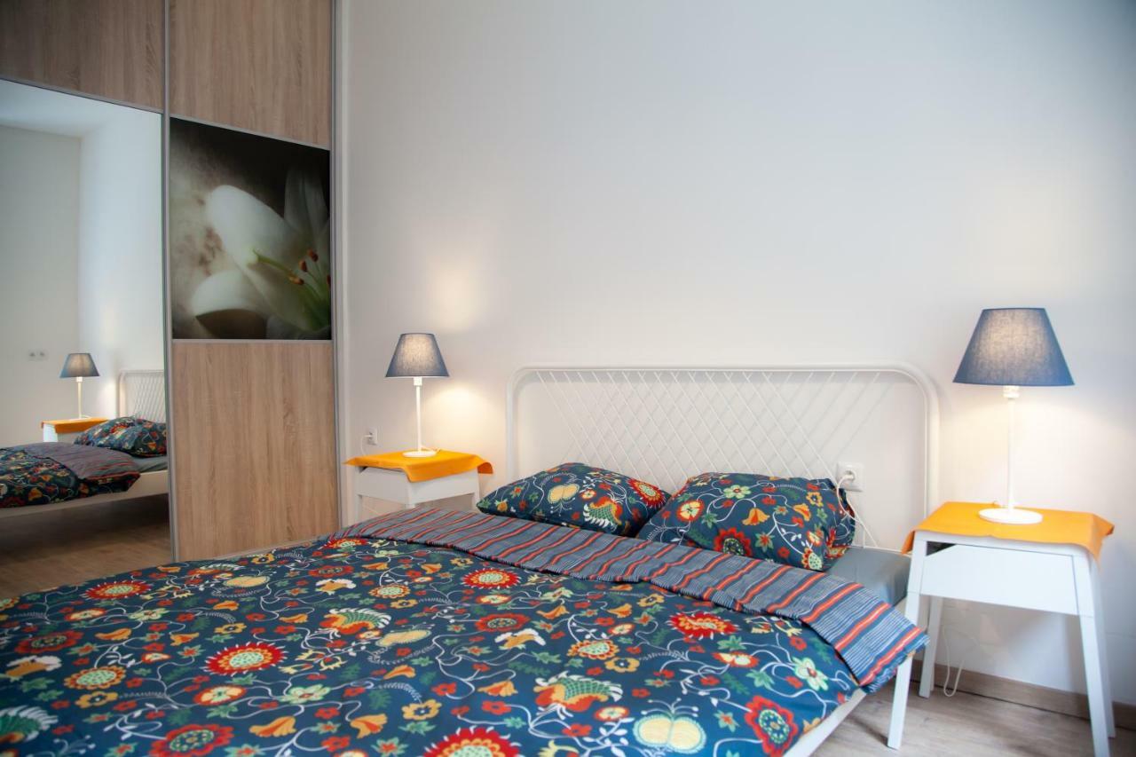 Downtown Pedestrian Zone Apartment Bratislava Exterior foto